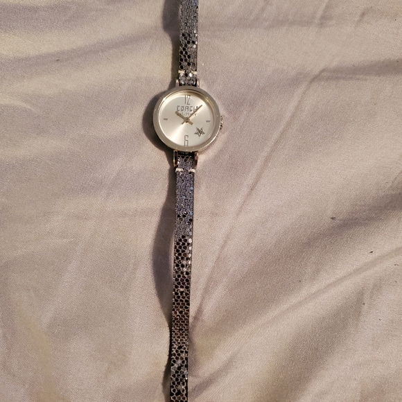 Watch - Picture 6 of 6